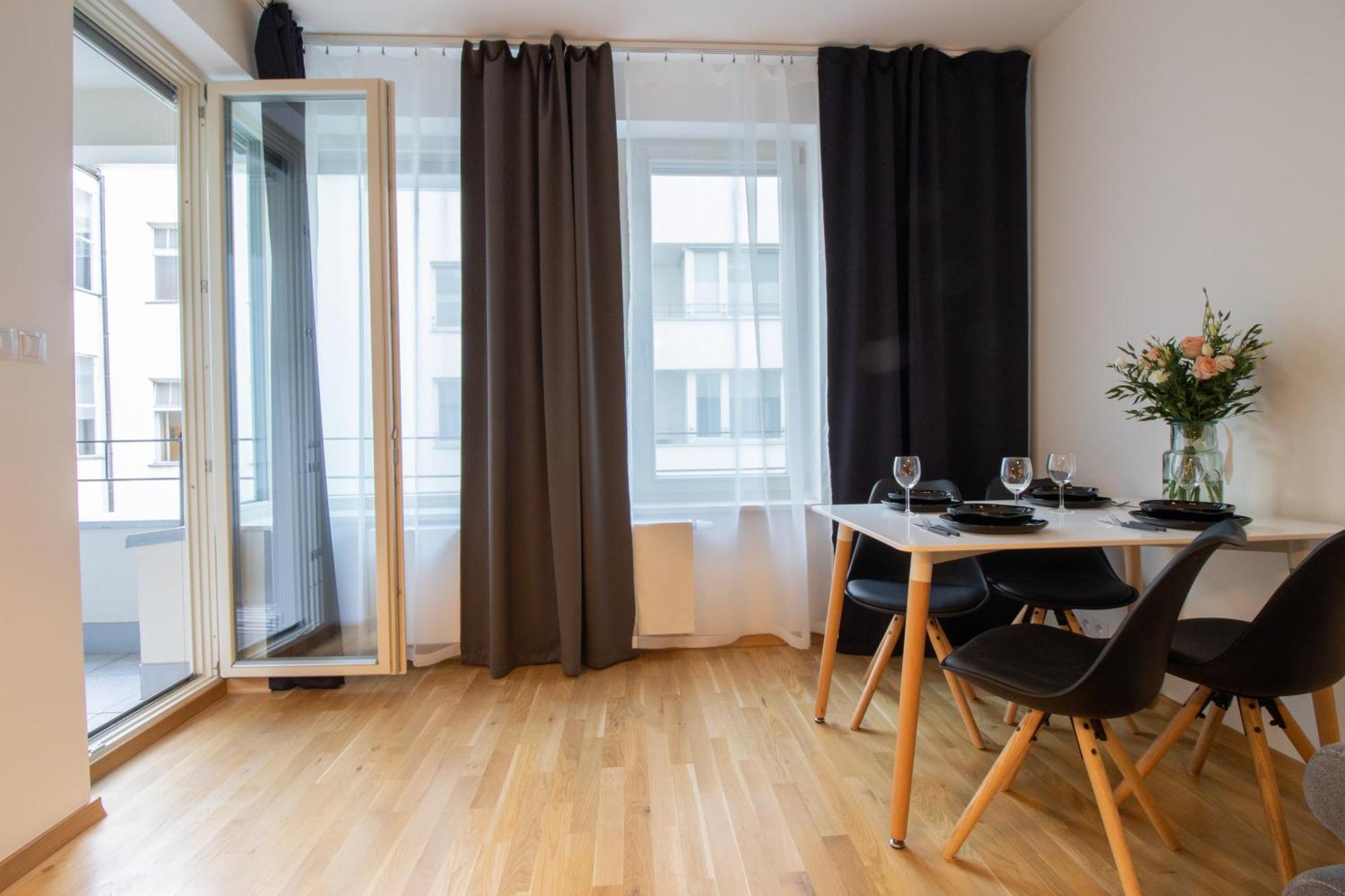 Krakovska Cr Apartments Прага Екстер'єр фото