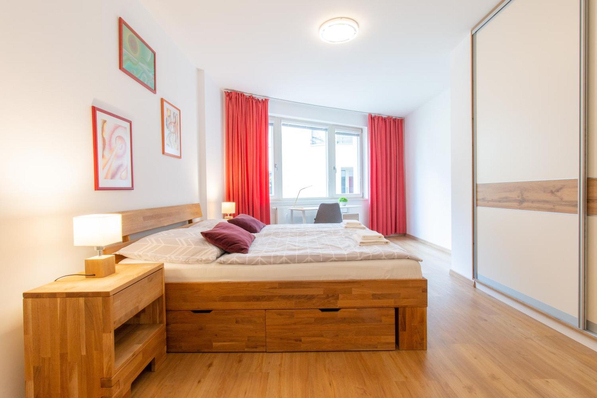 Krakovska Cr Apartments Прага Екстер'єр фото