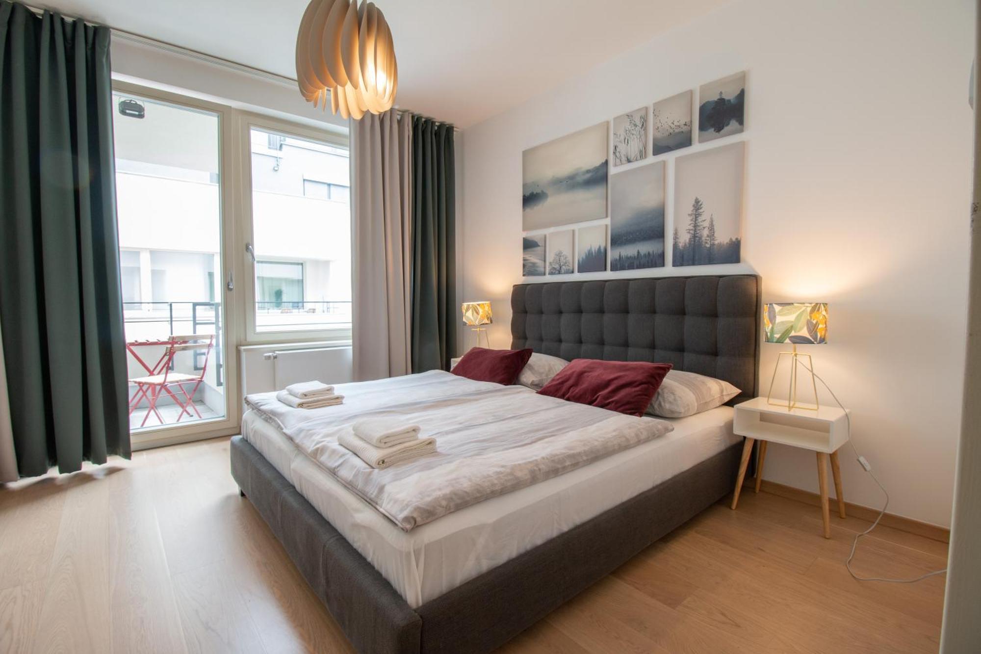 Krakovska Cr Apartments Прага Екстер'єр фото